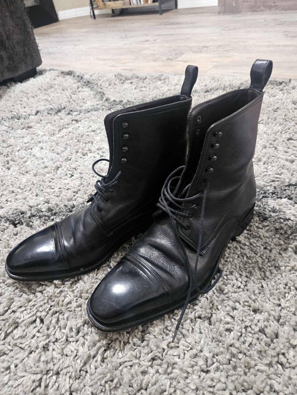 Gucci Authentic Black Leather Cap-Toe Lace-Up Boots - Men's